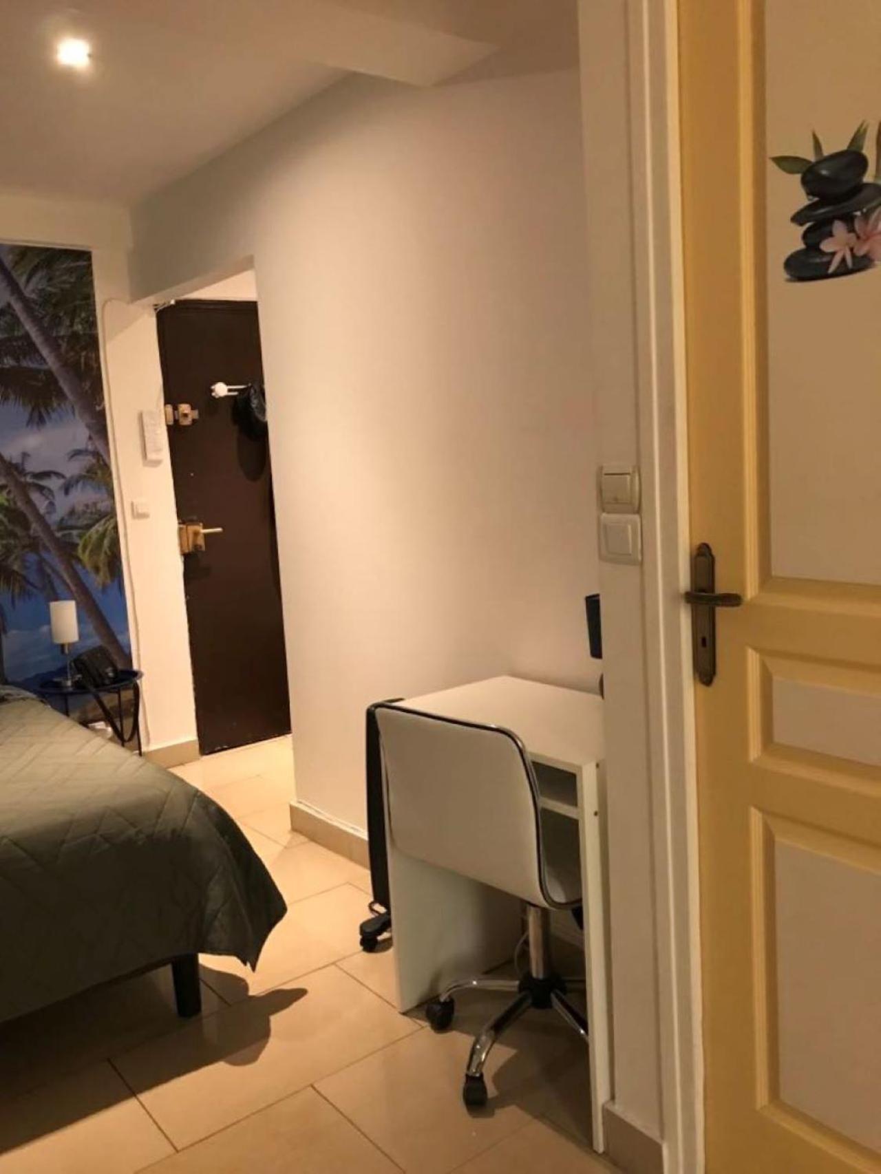 Summer Beach Studio, 4 Persons, Mobile Ac, Old Town نيس المظهر الخارجي الصورة